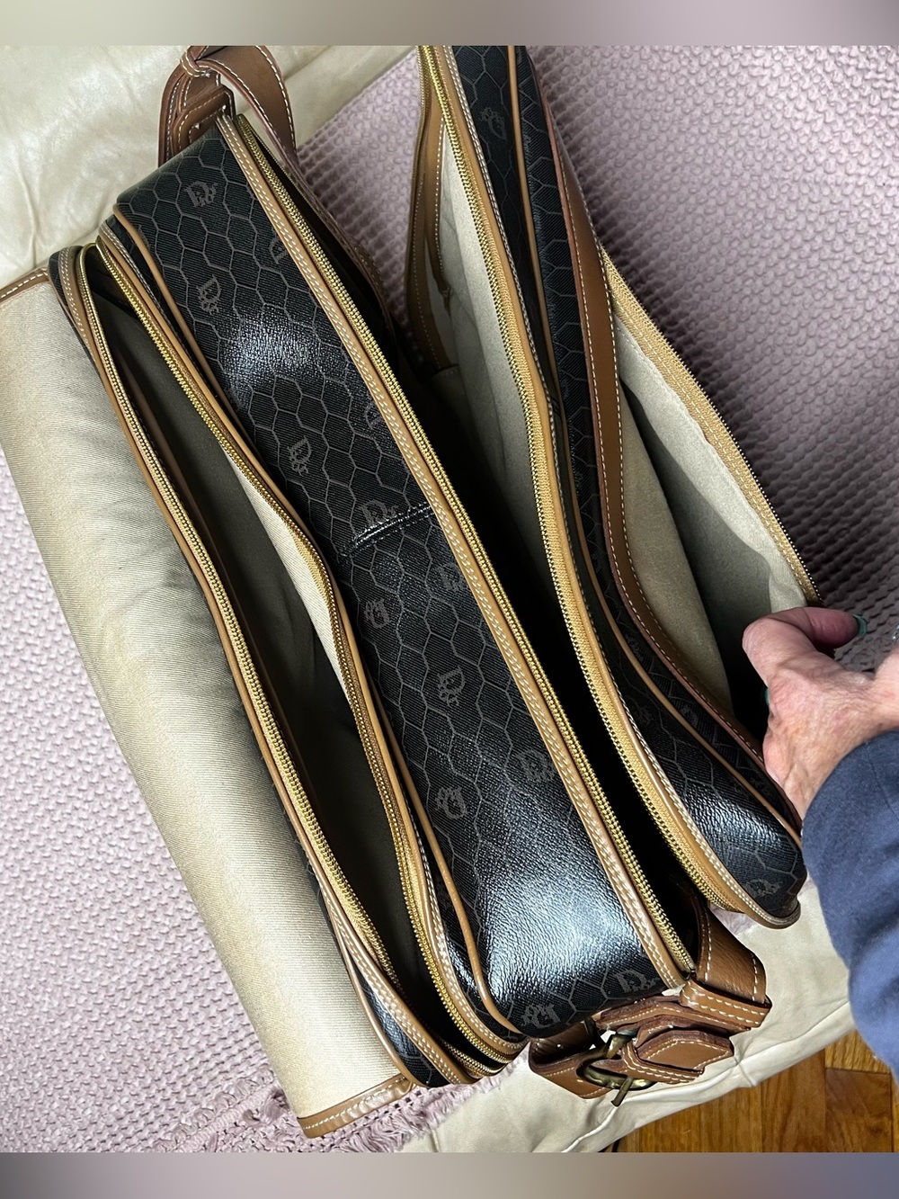 Vintage Christian Dior Travel Luggage Bag RARE - Picture 17 of 17